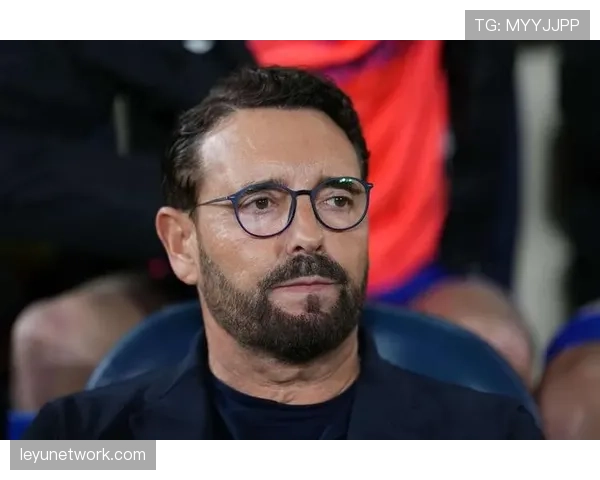 瓦伦西亚主帅坦言,球队正在寻找具备强力突破能力的边锋以丰富打法