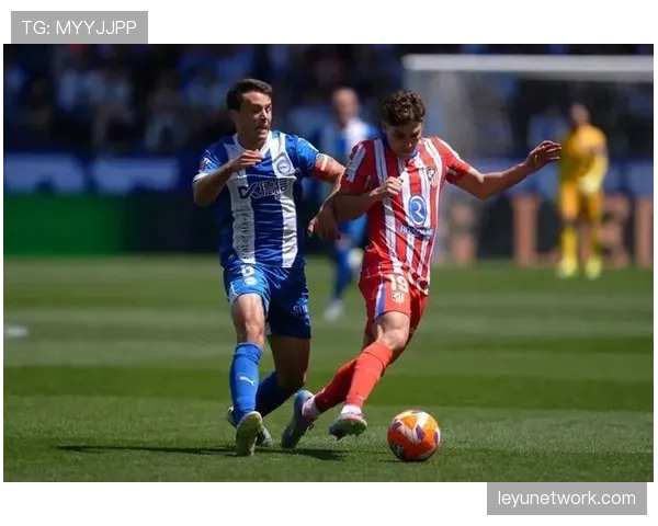 专访赫罗纳主帅:谈坚持进攻足球与面对强队时的调整 专访赫罗纳主帅:谈坚持进攻足球与面对强队时的调整